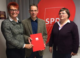 v.l.n.r. Bettina Trenkmann, Wilhelm van Beek, Karin Wilhelm