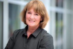 Dr. Ursula Pitzner